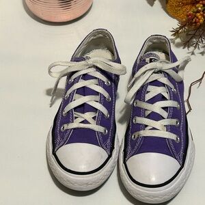 Converse Kids Sneakers in Vibrant Purple